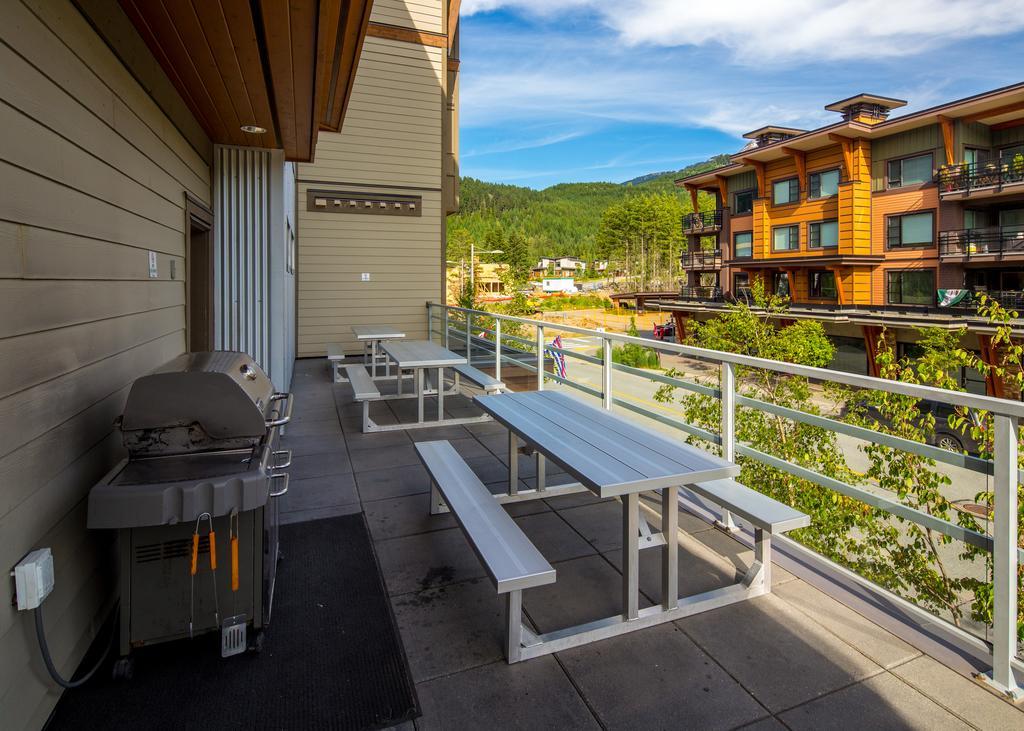 Hi Whistler - Hostel Экстерьер фото