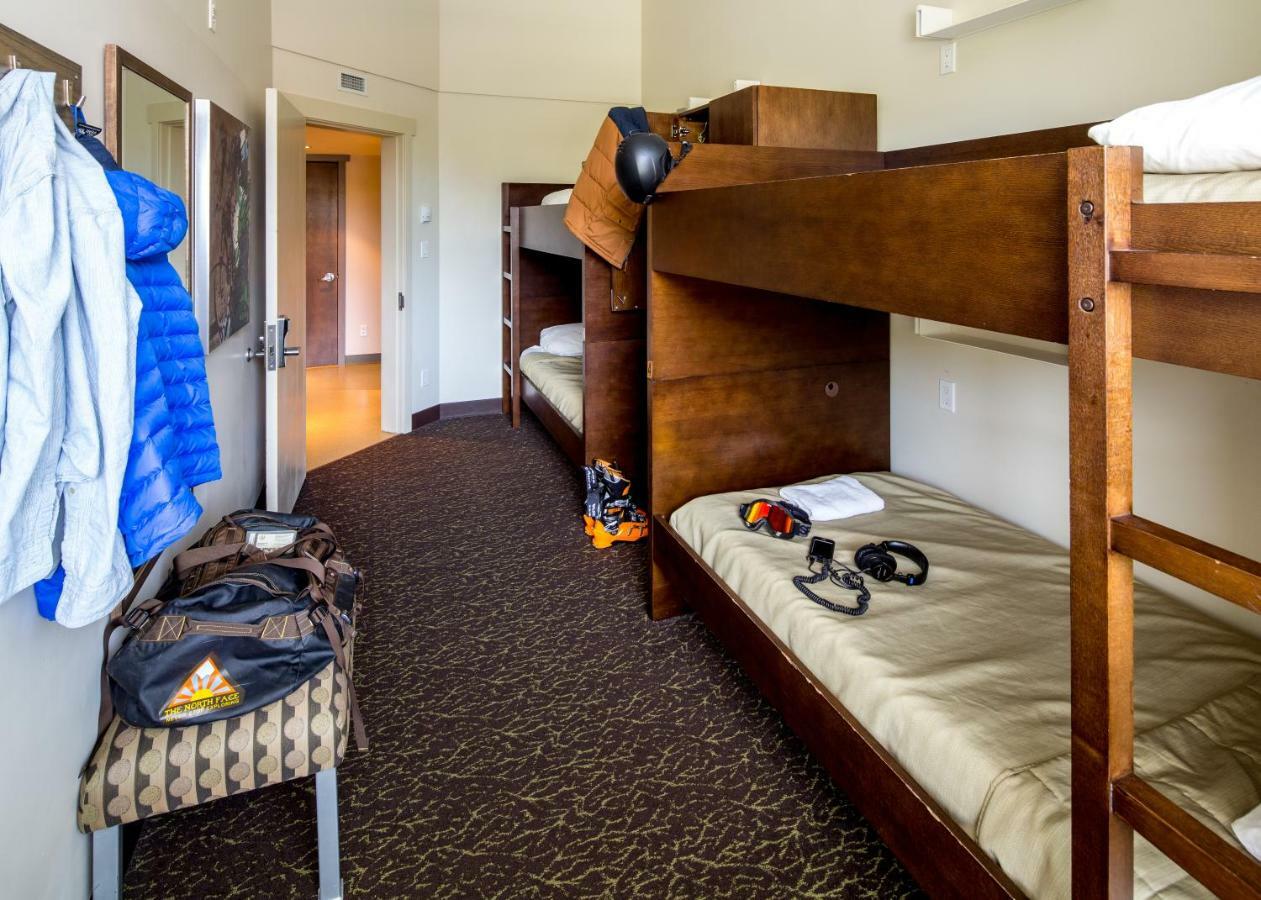 Hi Whistler - Hostel Экстерьер фото